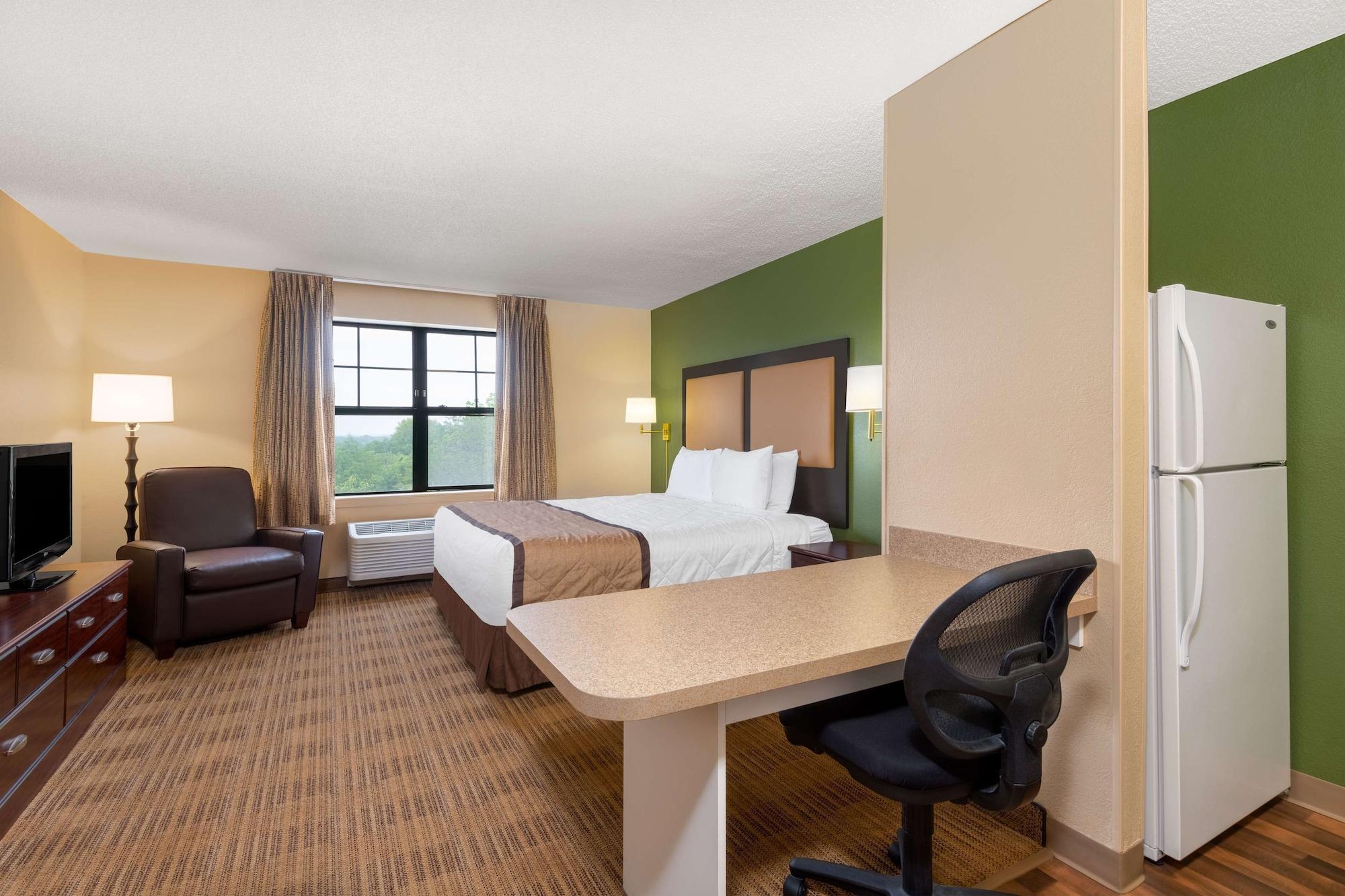 Extended Stay America Suites - Chicago - Woodfield Mall Schaumburg Buitenkant foto