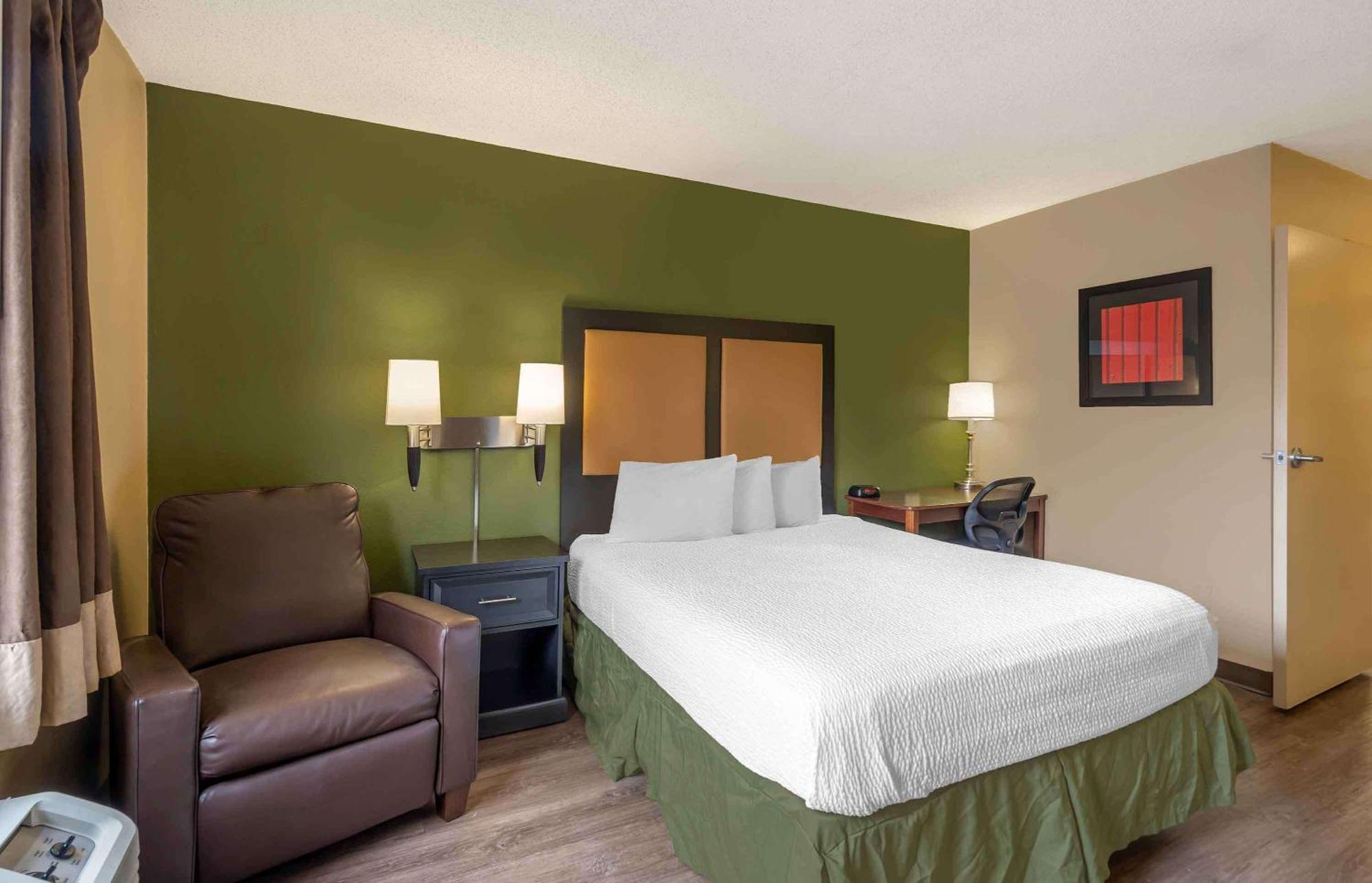 Extended Stay America Suites - Chicago - Woodfield Mall Schaumburg Buitenkant foto