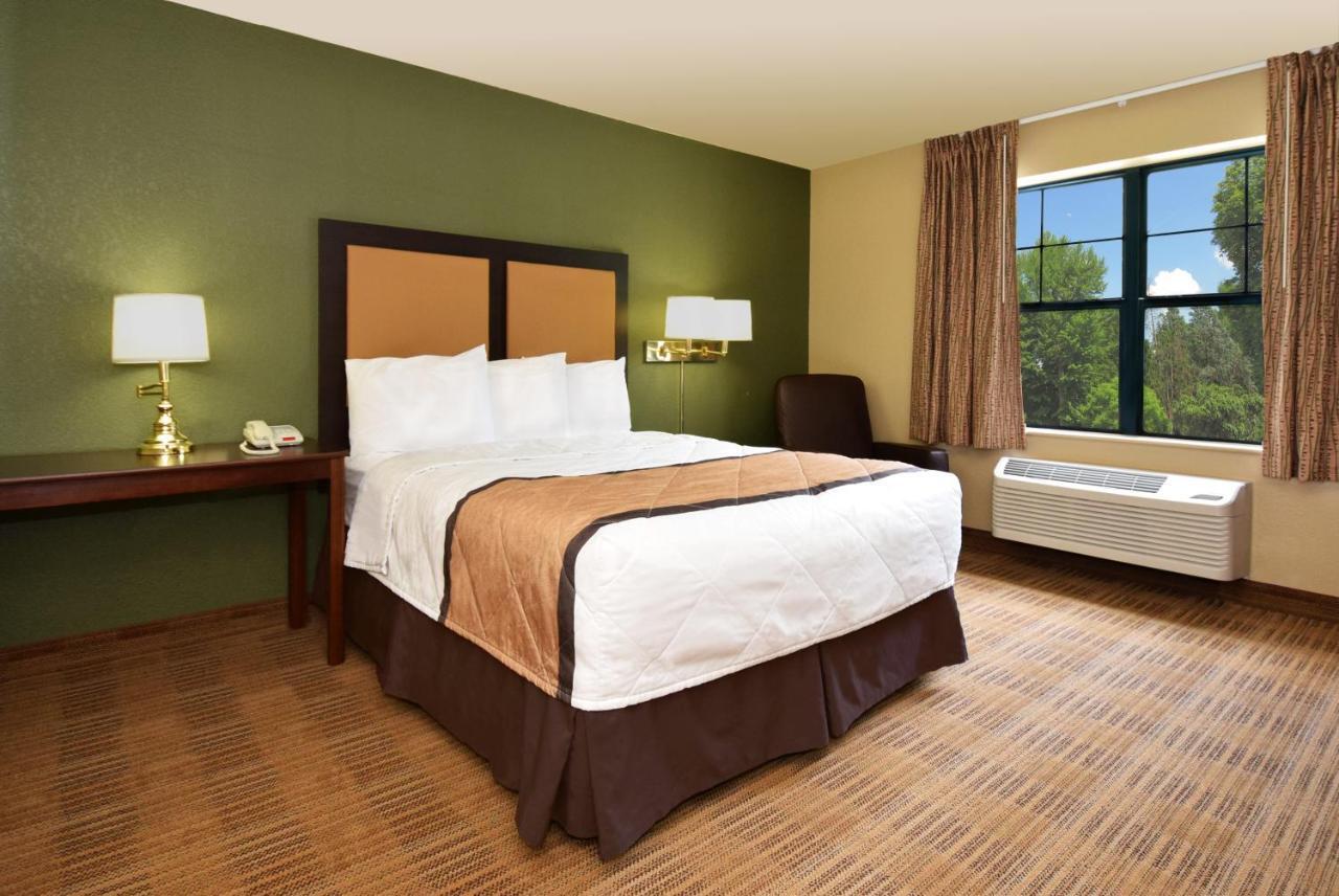 Extended Stay America Suites - Chicago - Woodfield Mall Schaumburg Buitenkant foto